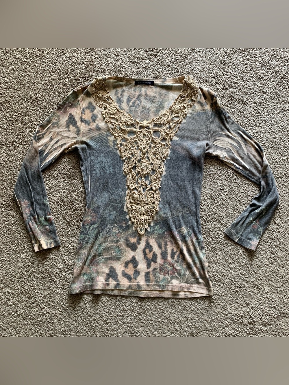Boston Proper Beige and Gray Embellished V‑Neck Long Sleeve Top